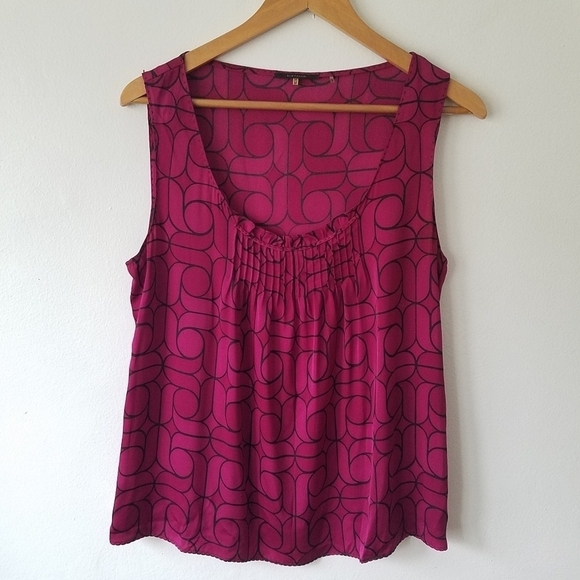Elie Tahari Silk Blend Pleated Round Neck Geometric Printed Blouse Medium - Picture 1 of 11